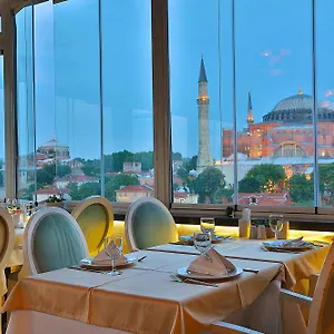Hotel The, Provincia di Istanbul